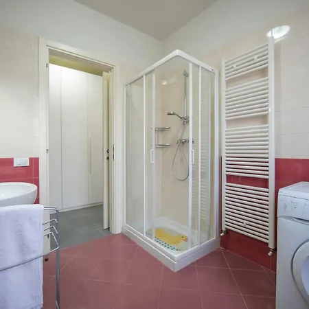 Terme Escape סירמיונה
